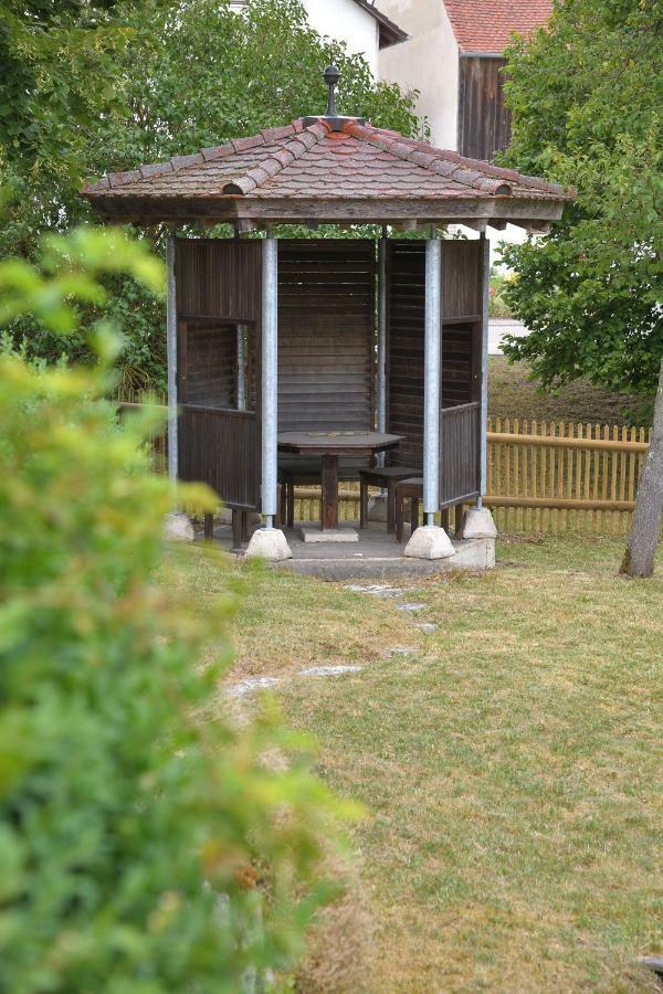 Jurahaus Hirschberg Apartment Beilngries Bagian luar foto