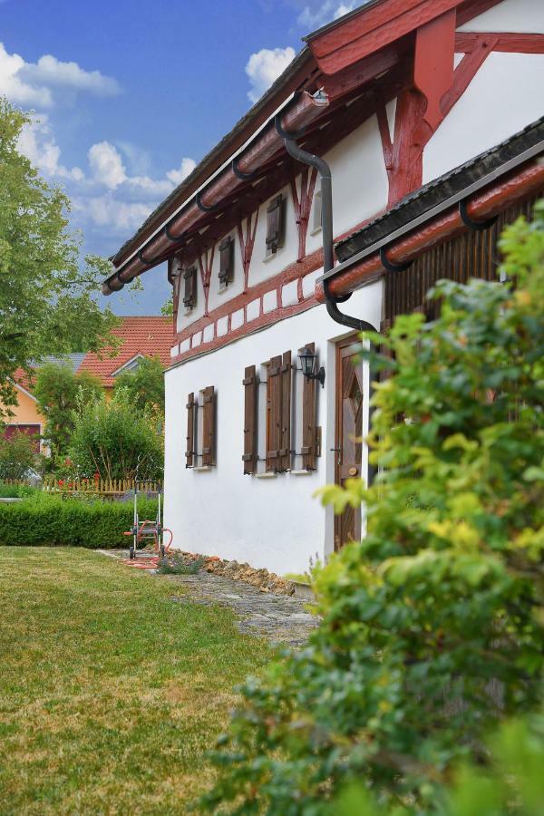 Jurahaus Hirschberg Apartment Beilngries Bagian luar foto